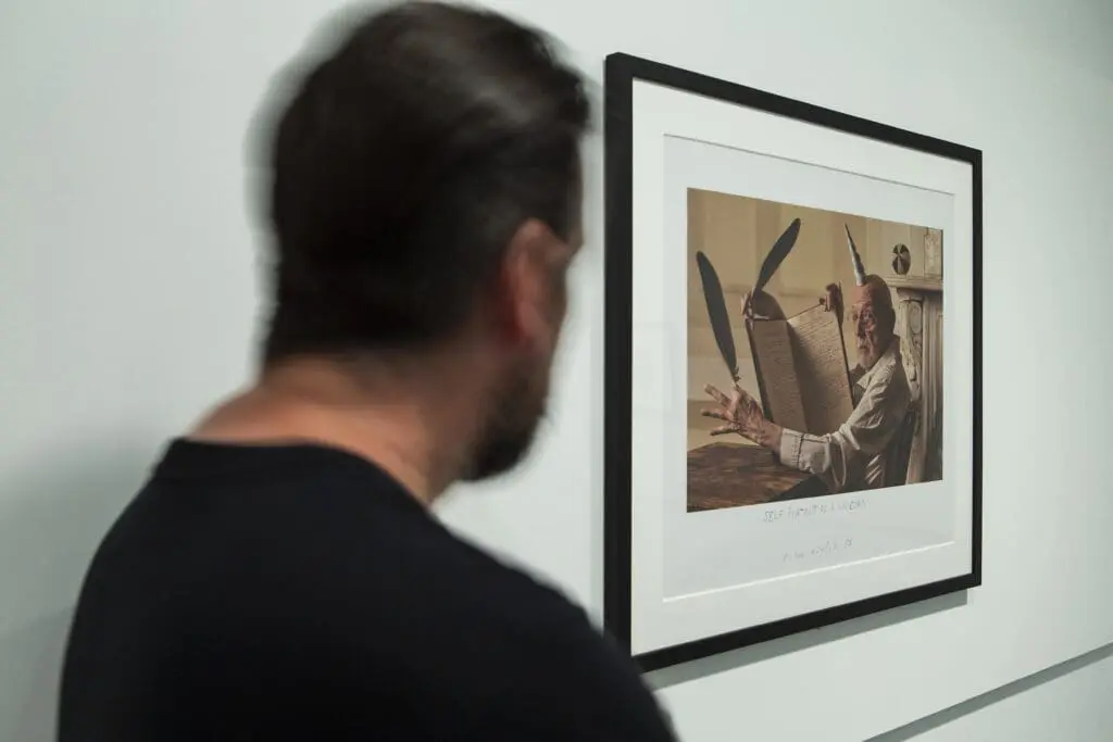 Exposición 'Duane Michals. El fotógrafo de lo invisible'