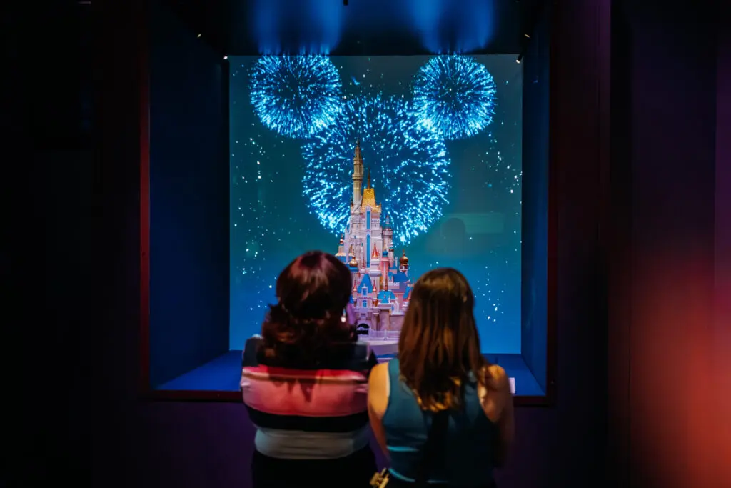 ©Disney